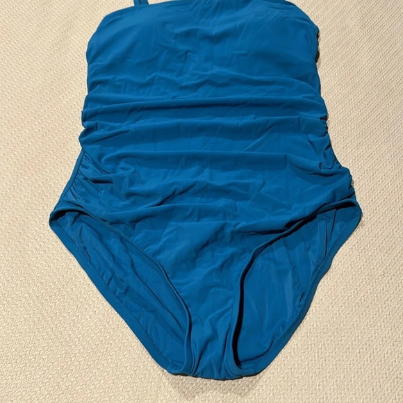 Aqua Green Swimsuit - Picture 3 of 11